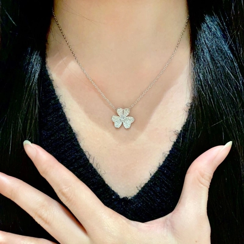 Vca Necklaces HighPerformance 254187