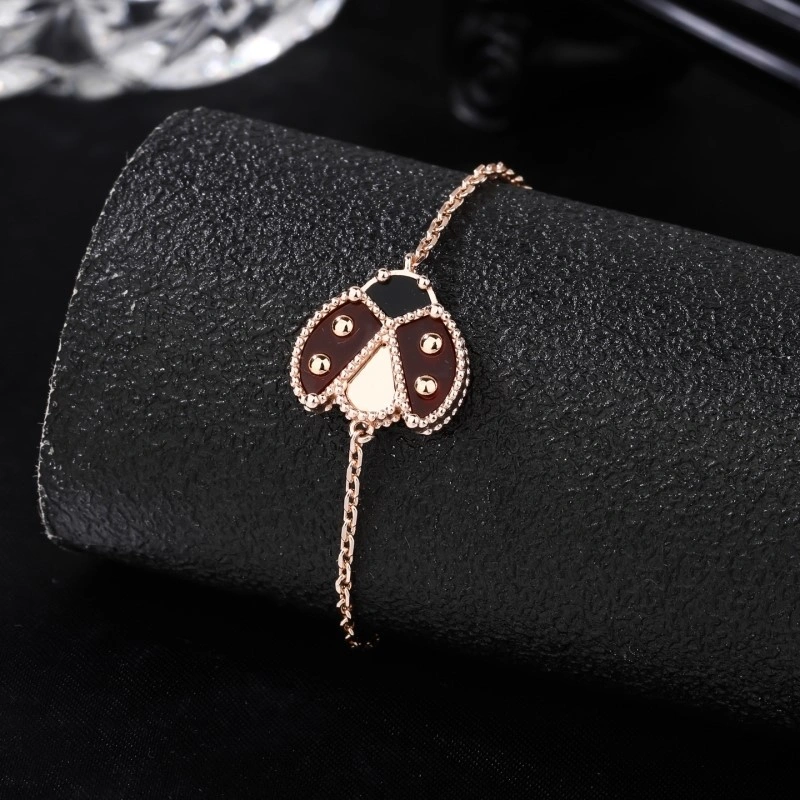 Vca Necklaces UrbanStyle 254163