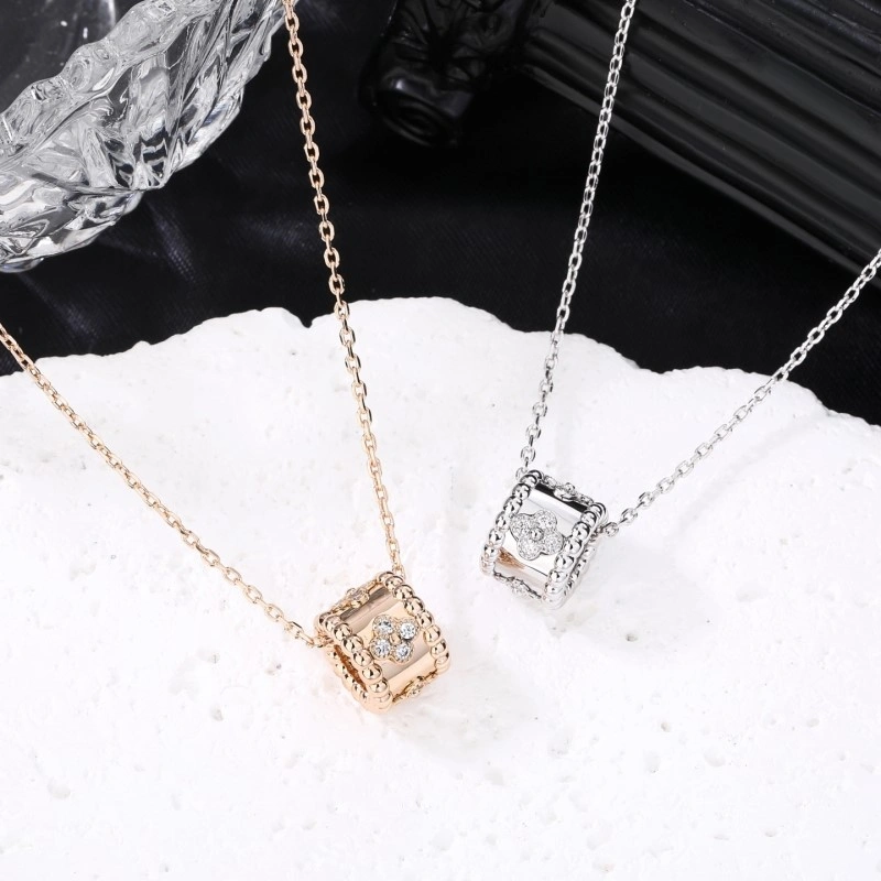 NewStyle Vca Necklaces 254174
