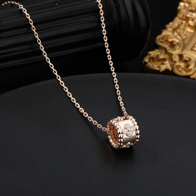 NewStyle Vca Necklaces 254174