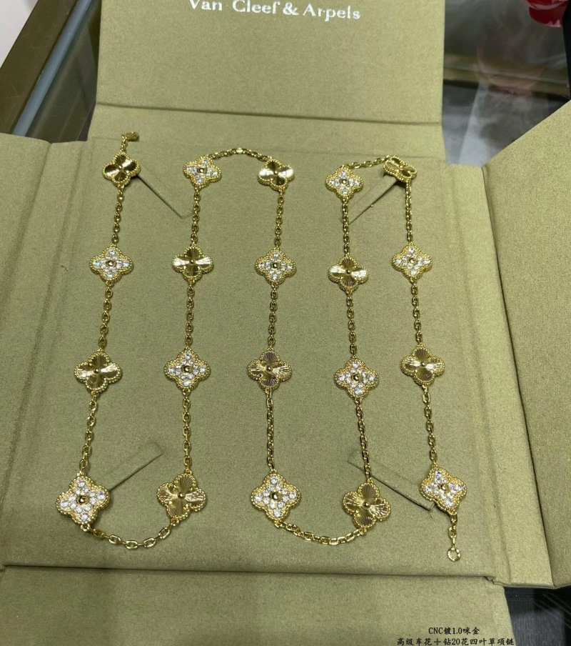 Breathable Vca Necklaces 254169