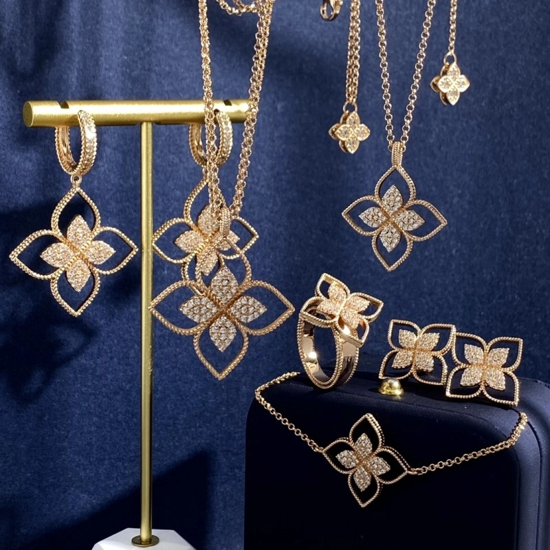 SoftTouch Vca Necklaces 254072