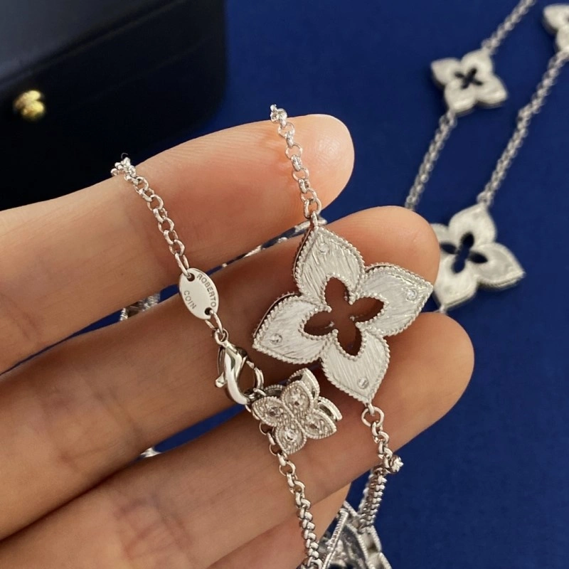 Functional Vca Necklaces 254060