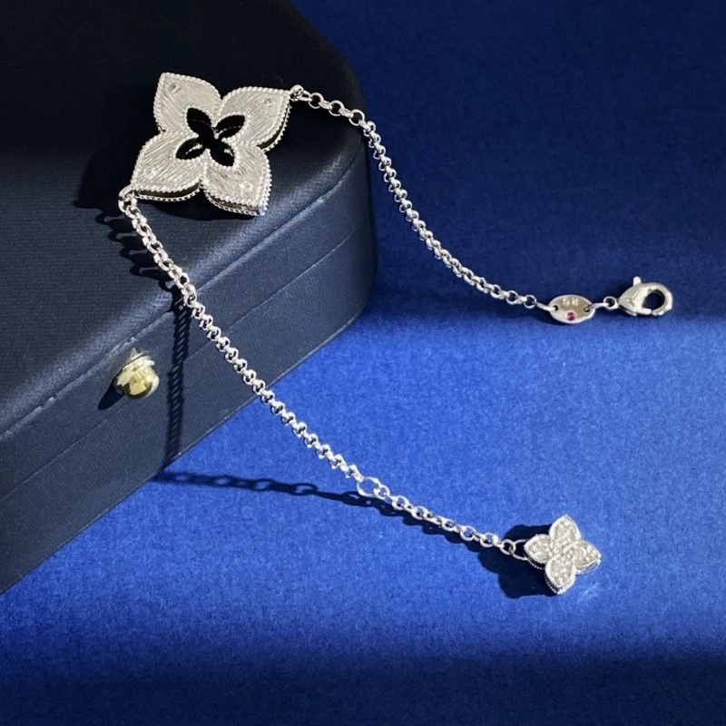 Vca Necklaces Refined 254055