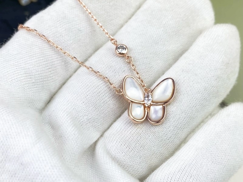 Comfortable Vca Necklaces 254054