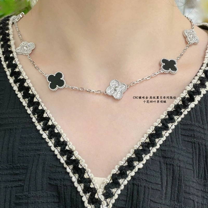ZipUp Vca Necklaces 254038