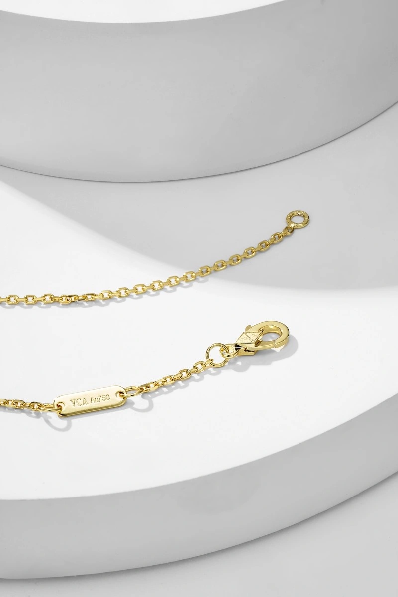 Vca Necklaces Cozy 254040