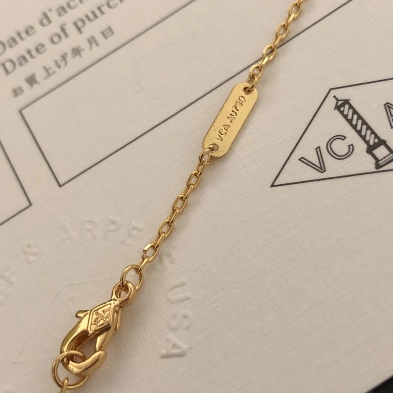 Vca Necklaces Youthful 254051
