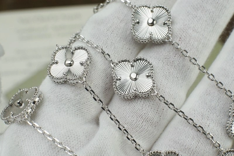 Effortless Vca Necklaces 254048