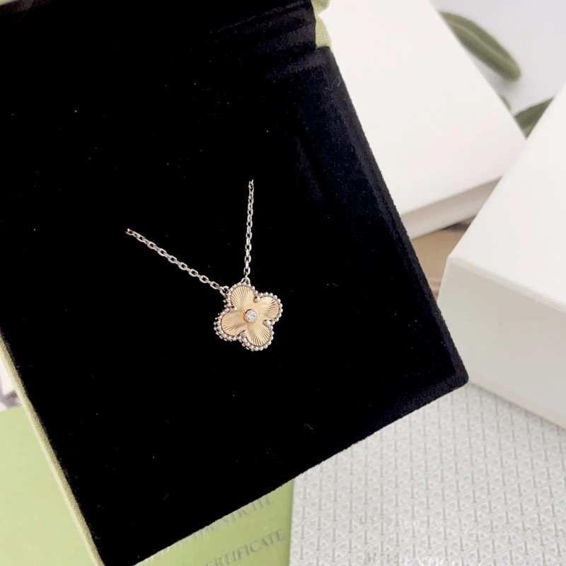 Vca Necklaces Durable 254027