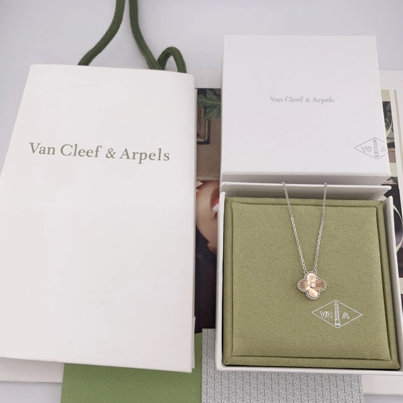 Vca Necklaces Durable 254027