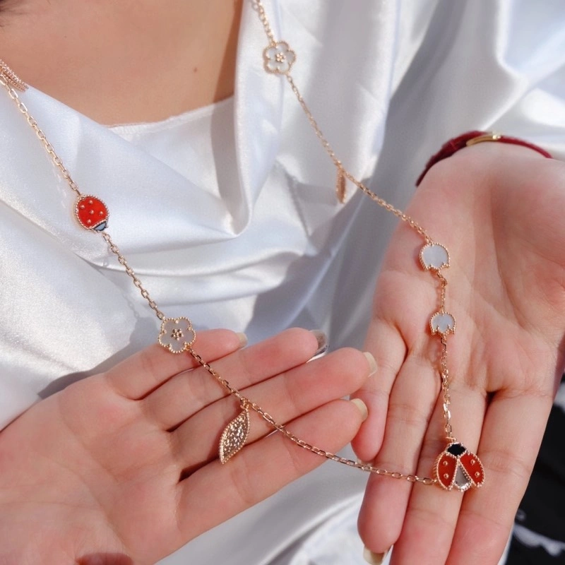 Stretchable Vca Necklaces 254021