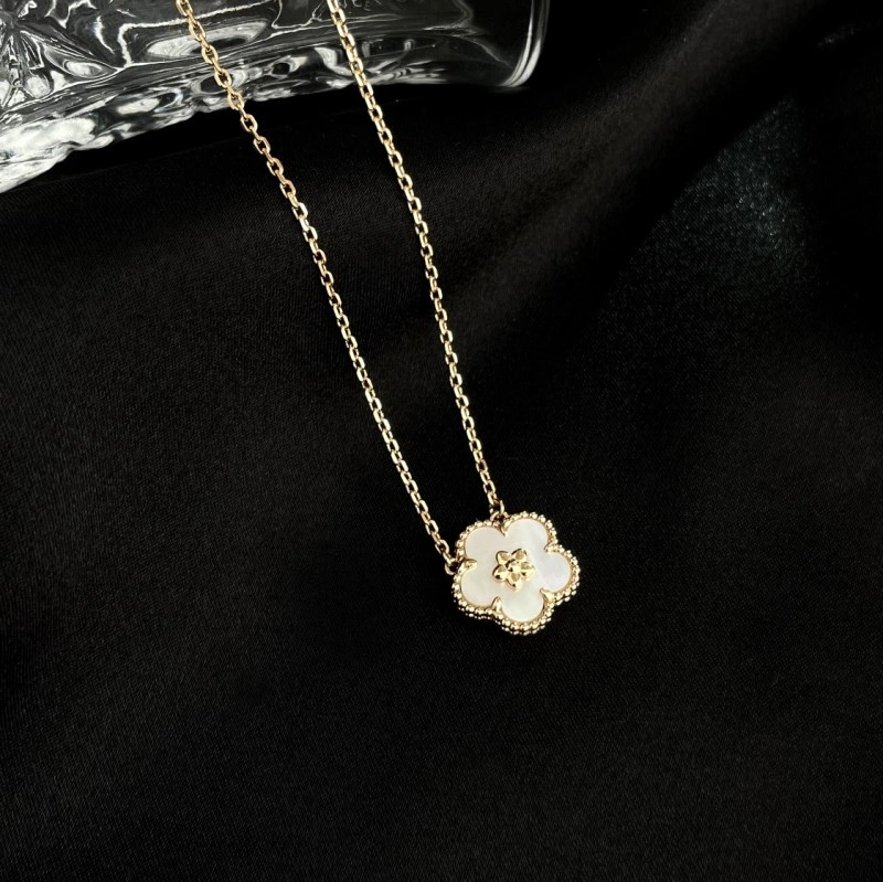 Vca Necklaces Minimalist 254019