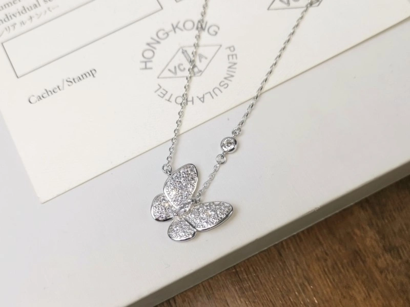 Snug Vca Necklaces 254016