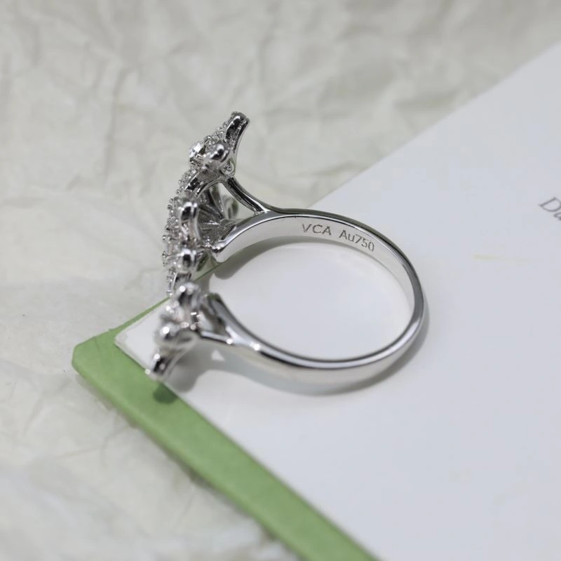 Minimalist Vca Rings 255411