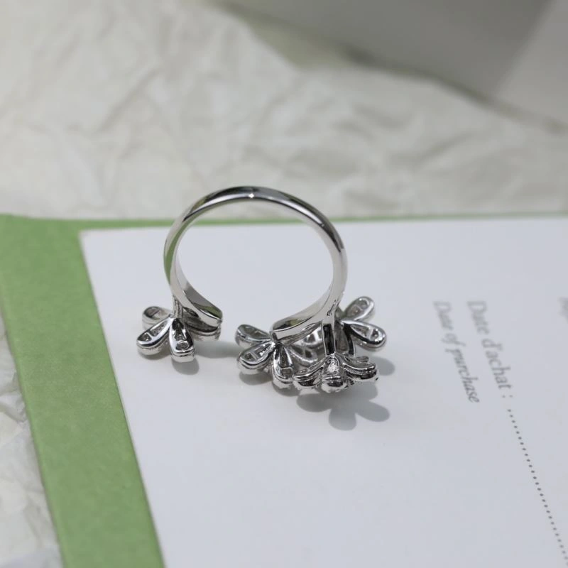 Minimalist Vca Rings 255411