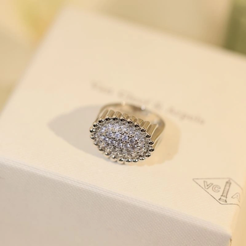 FashionForward Vca Rings 255458