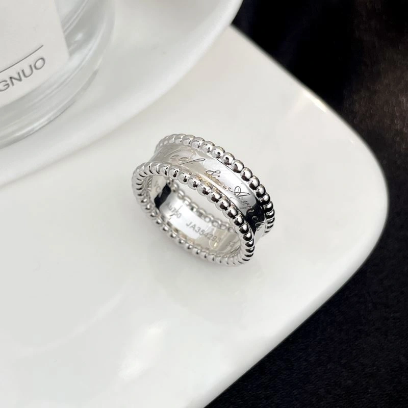 Affordable Vca Rings 255388