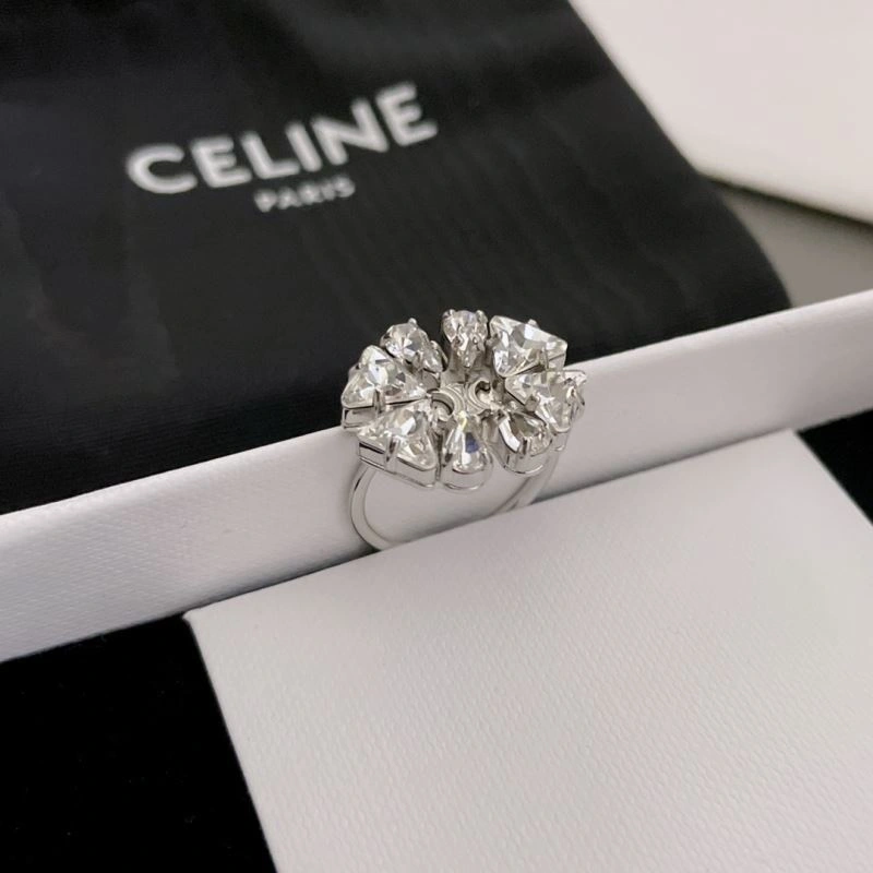 Sleek Vca Rings 255072