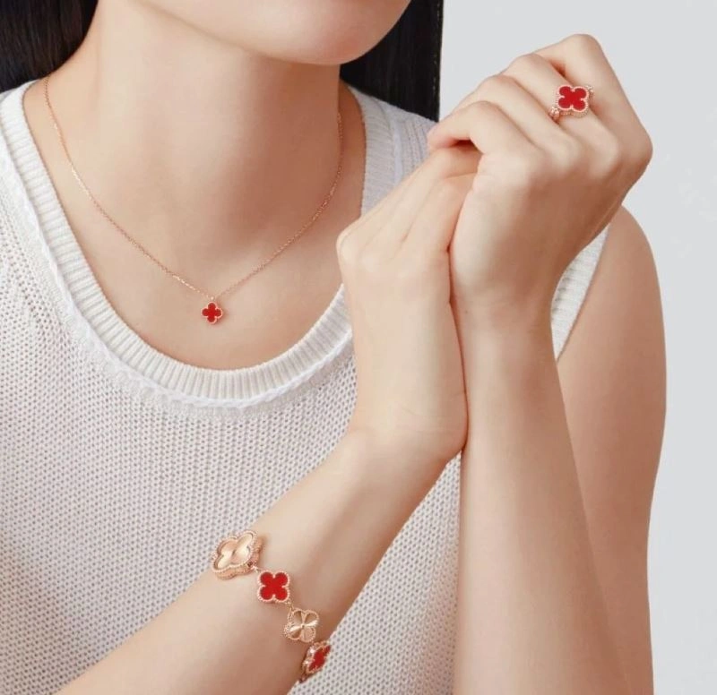 Vca Rings Affordable 255097