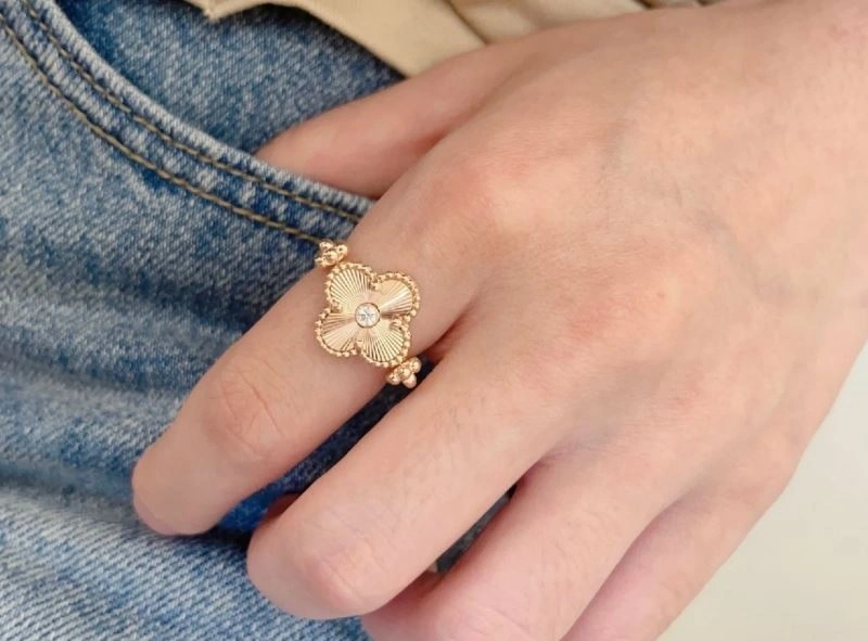 Vca Rings Affordable 255097