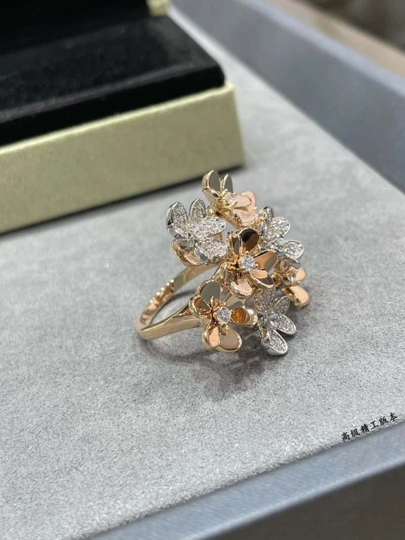 Vca Rings UrbanChic 254589