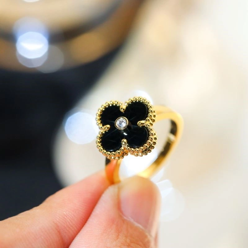 Vca Rings Unique 254157