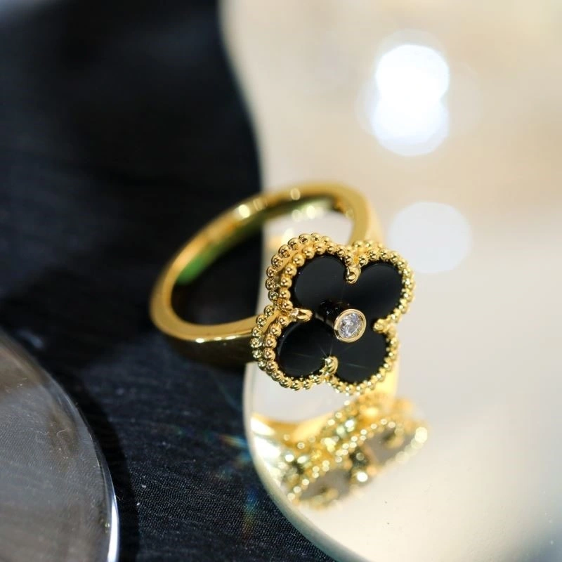 Vca Rings Unique 254157