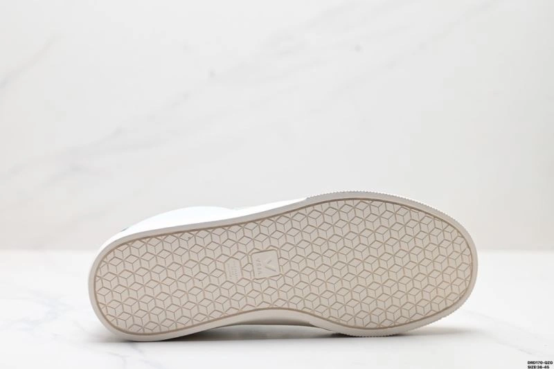 Veja Shoes Compact 2833