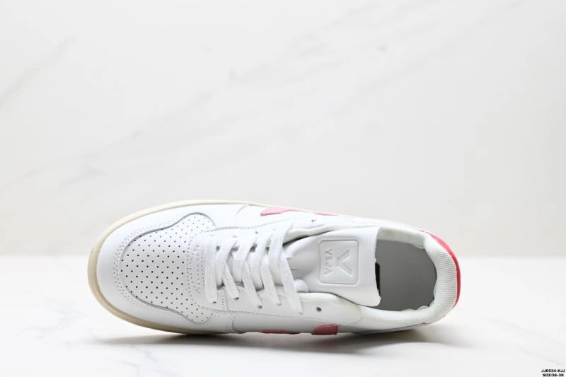 Sustainable Veja Shoes 2824