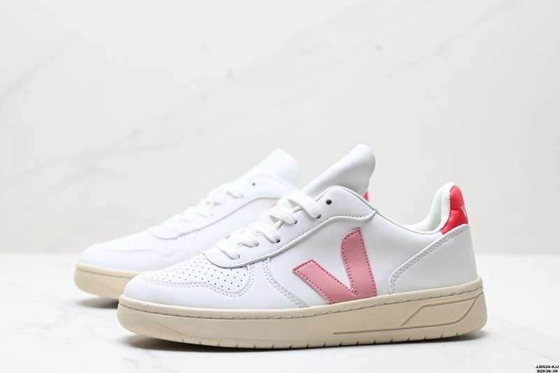Sustainable Veja Shoes 2824