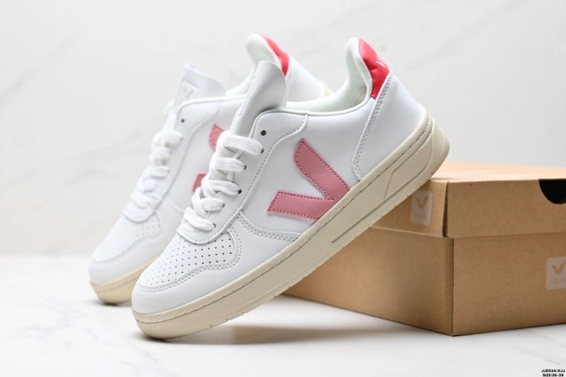 Sustainable Veja Shoes 2824
