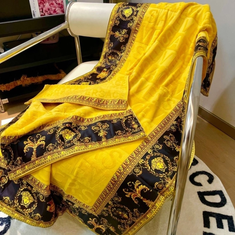 ZeroBulk Versace Bath Towel 255675