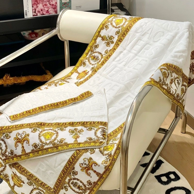 ZeroBulk Versace Bath Towel 255675
