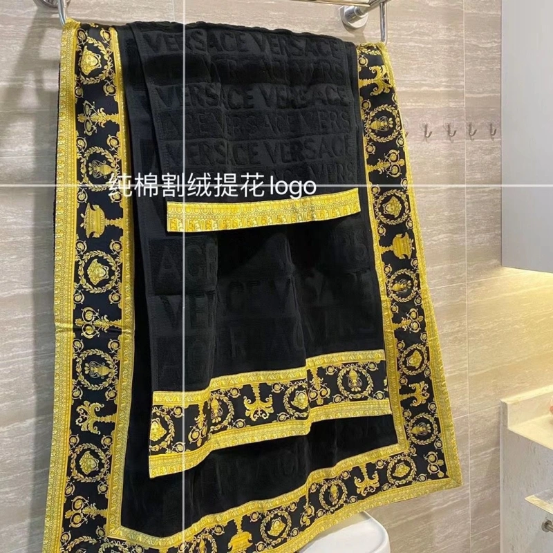 ZeroBulk Versace Bath Towel 255675