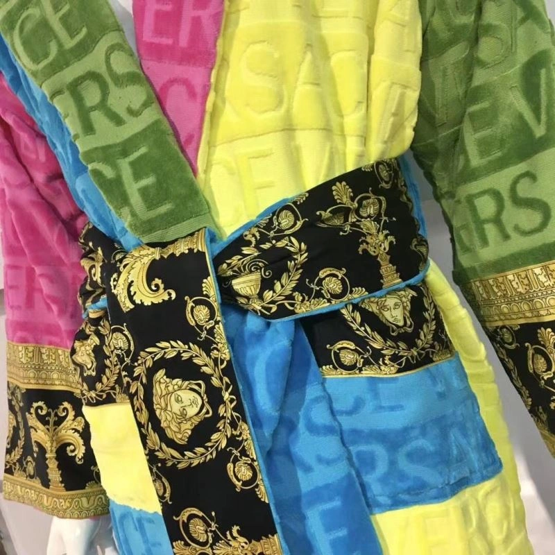 Vibrant Versace Bathrobe 255681