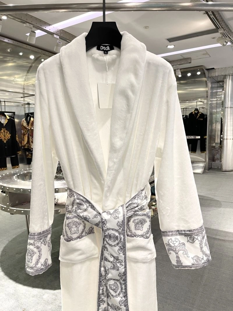 Breathable Versace Bathrobe 255699