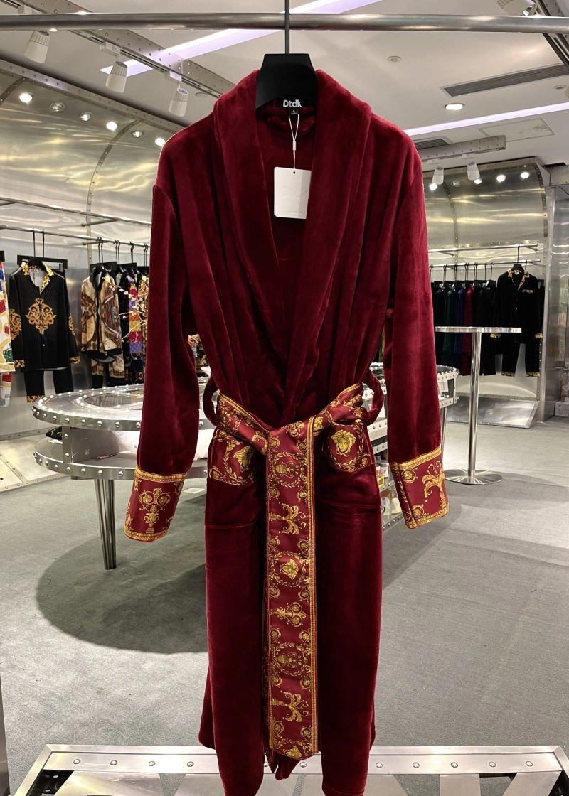 MoistureWicking Versace Bathrobe 255703
