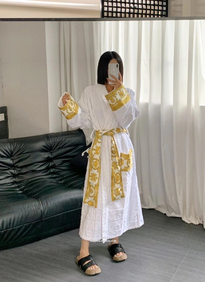 EyeCatching Versace Bathrobe 255704
