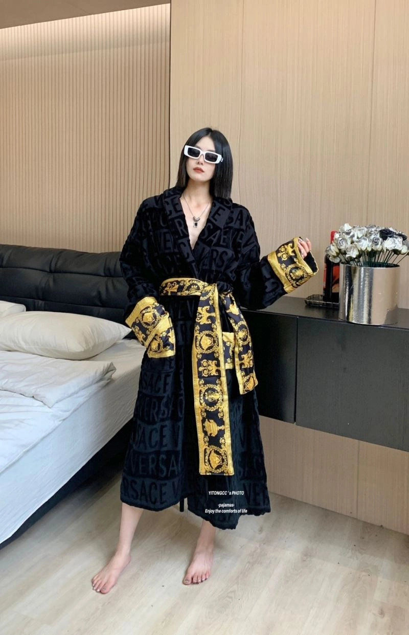 Reliable Versace Bathrobe 255708