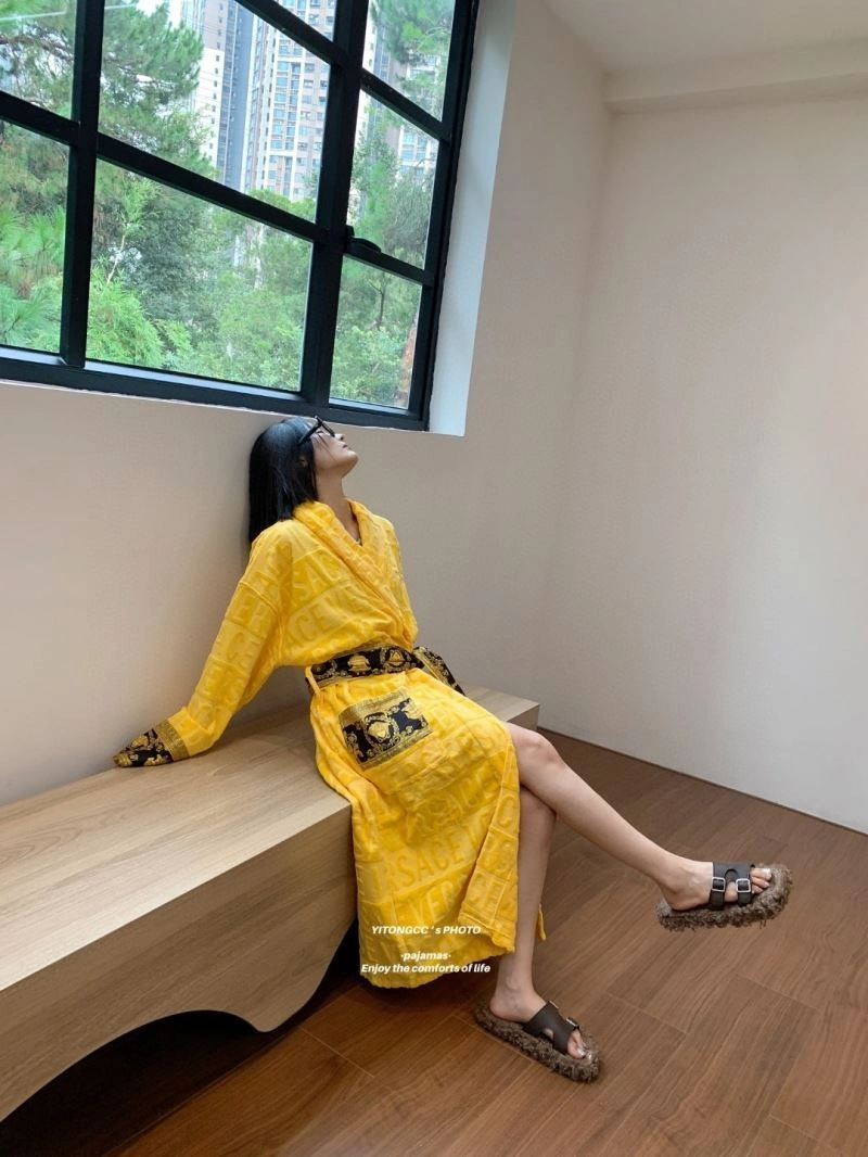 Versace Bathrobe TechFriendly 255689