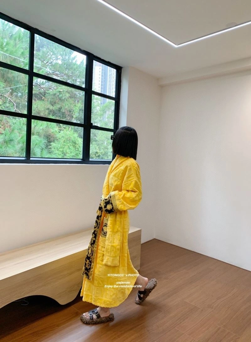 Versace Bathrobe TechFriendly 255689
