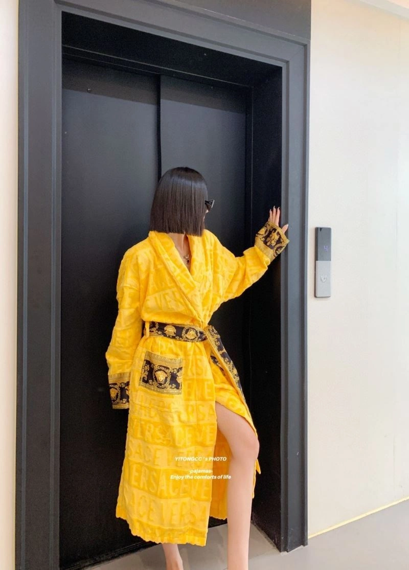Versace Bathrobe TechFriendly 255689
