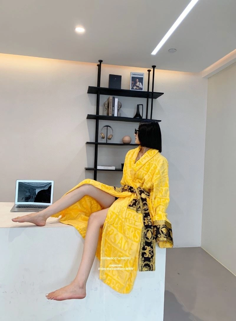Versace Bathrobe TechFriendly 255689