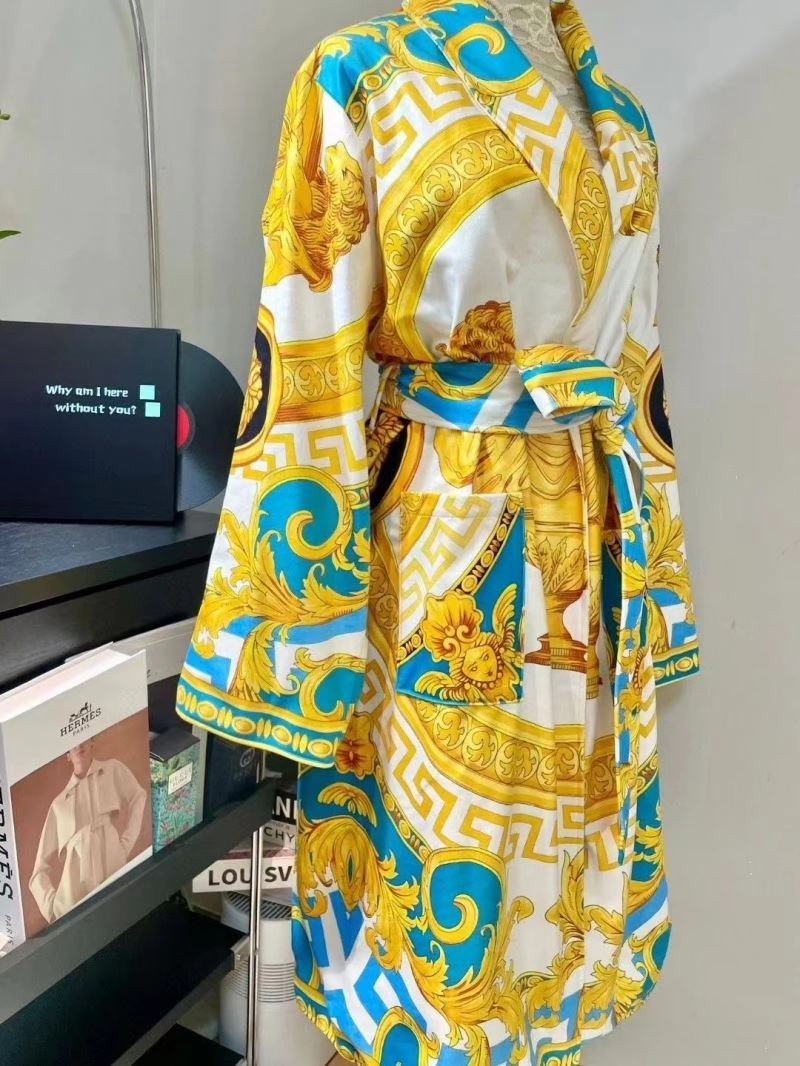 Contemporary Versace Bathrobe 255702