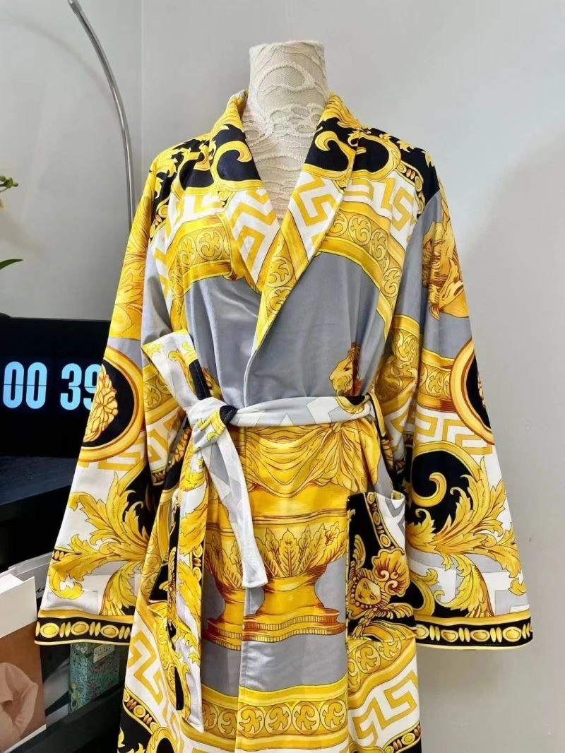 Durable Versace Bathrobe 255684