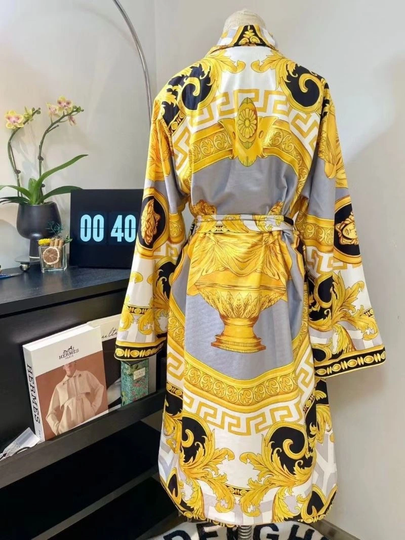 Durable Versace Bathrobe 255684