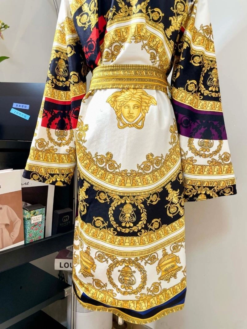 Versace Bathrobe Comfortable 255682