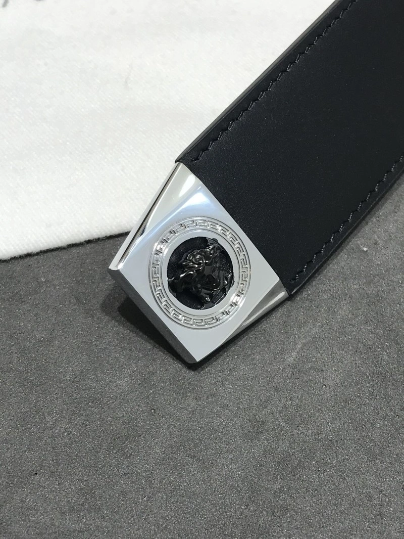 UrbanChic Versace Belts 305340