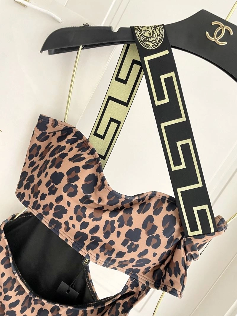 Minimalist Versace Bikins 255749